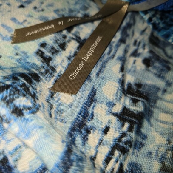 Womens 3X Penningtons V Neck Tie Die Blue and White Tank Smoke Free Pet Free - Picture 3 of 7